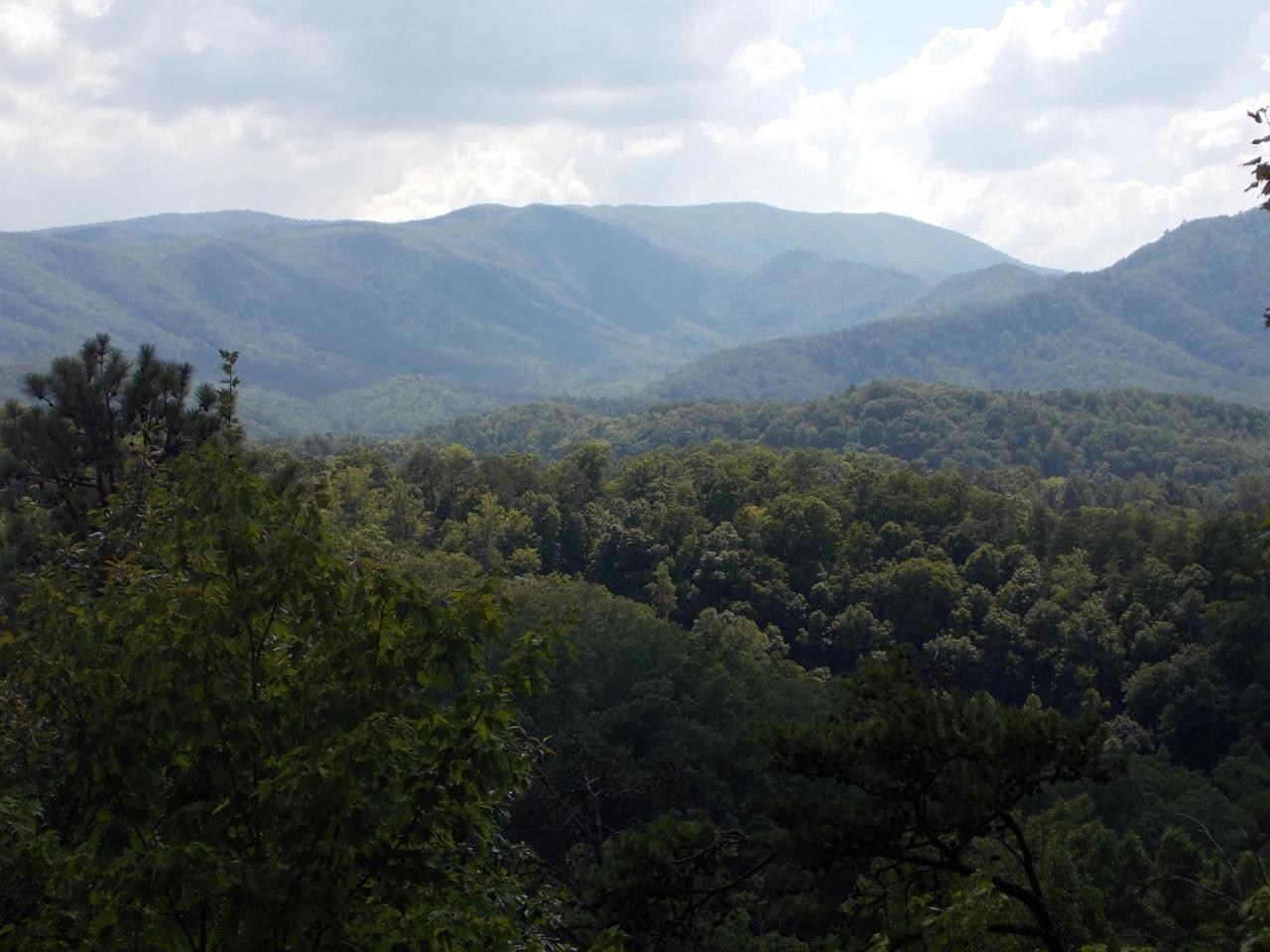 Mountain Ridge Chalet Pigeon Forge Exterior photo